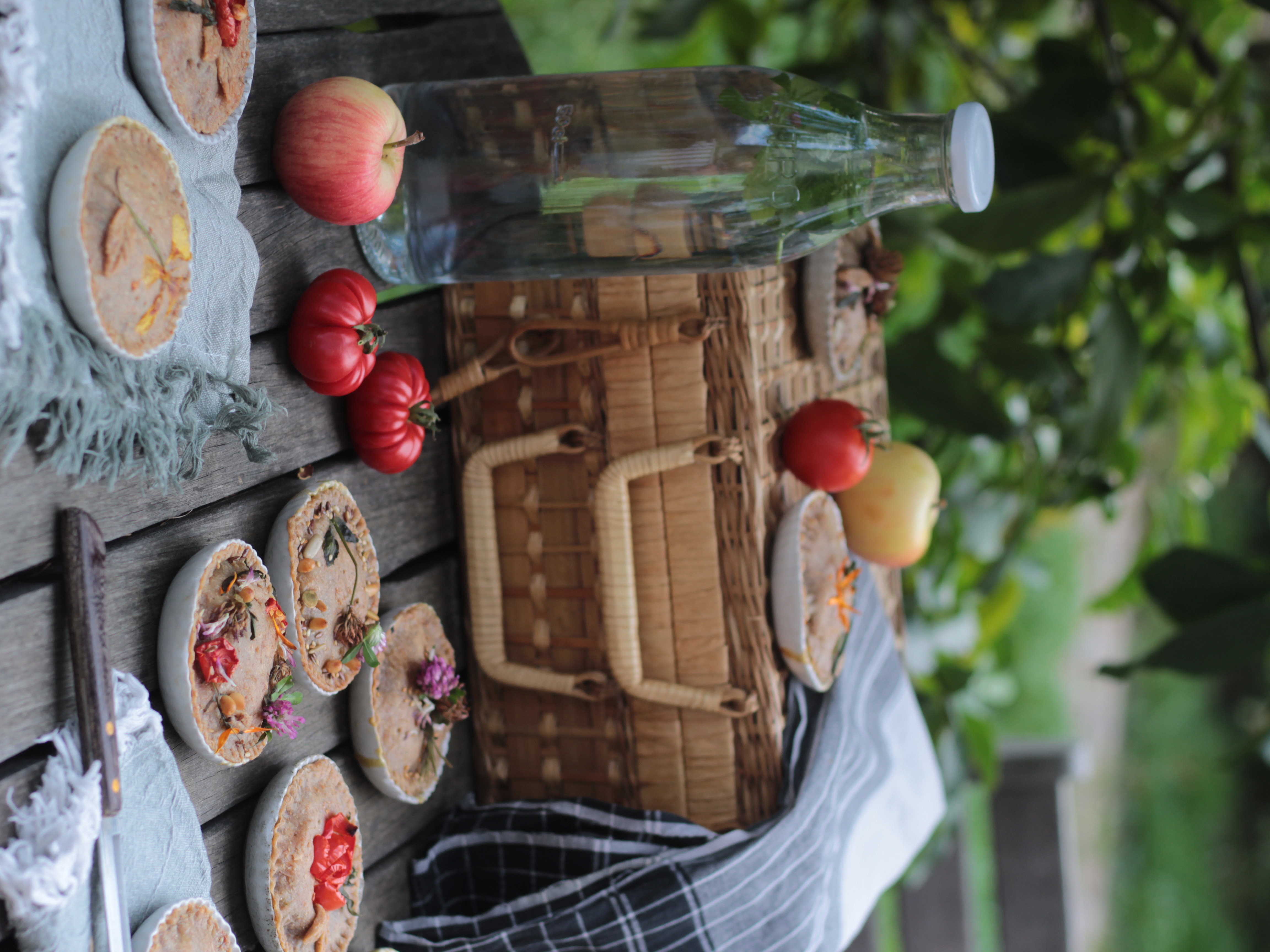 le mini torte salate sono perfette per un picnic